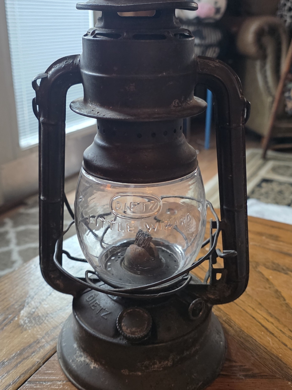 Little Wizard Vintage-Style Oil Lantern Dark Brown Rustic Farmhouse Decor